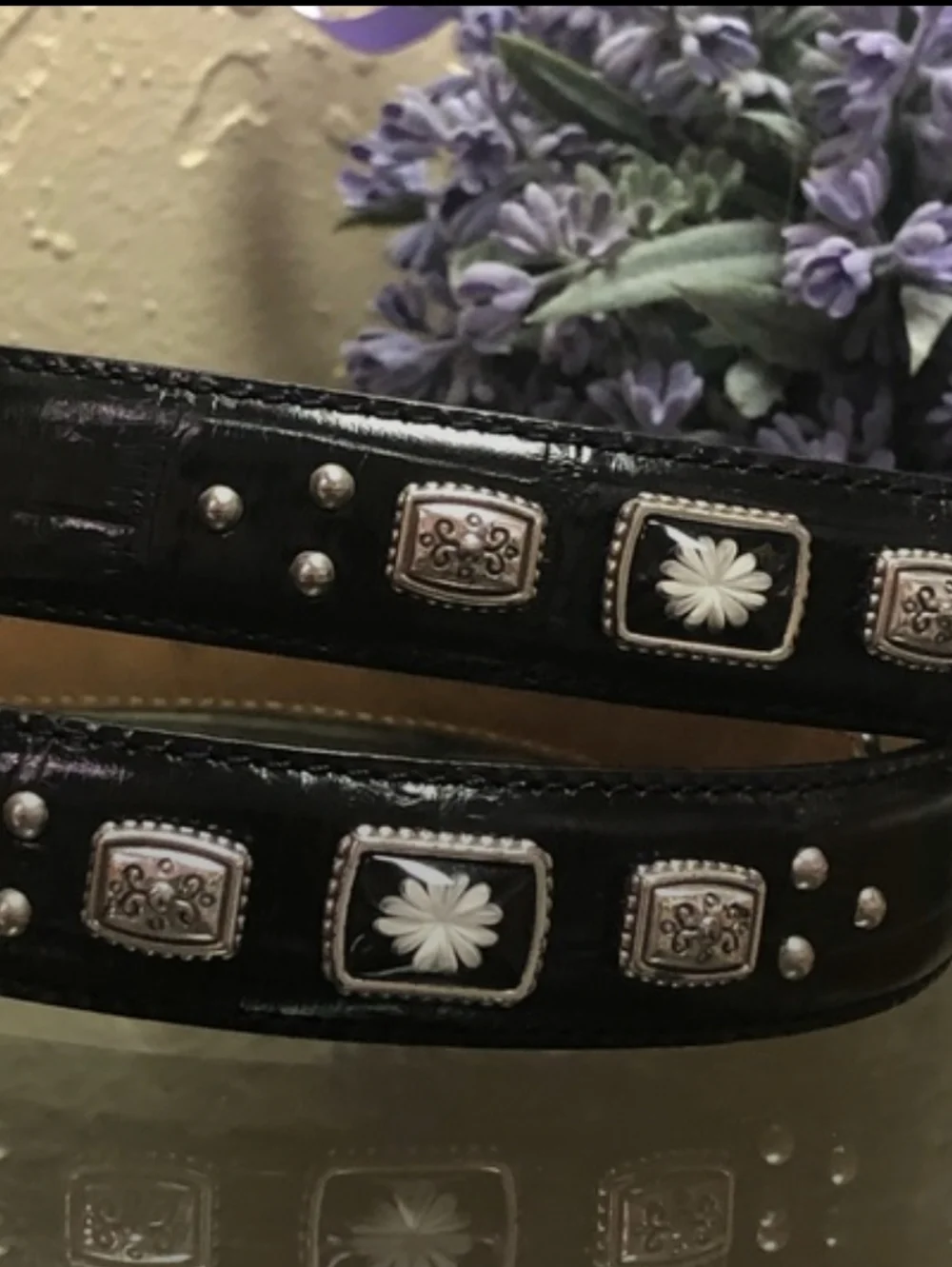 BRIGHTON Water Lily Black Leather Belt - Picture 4 of 6